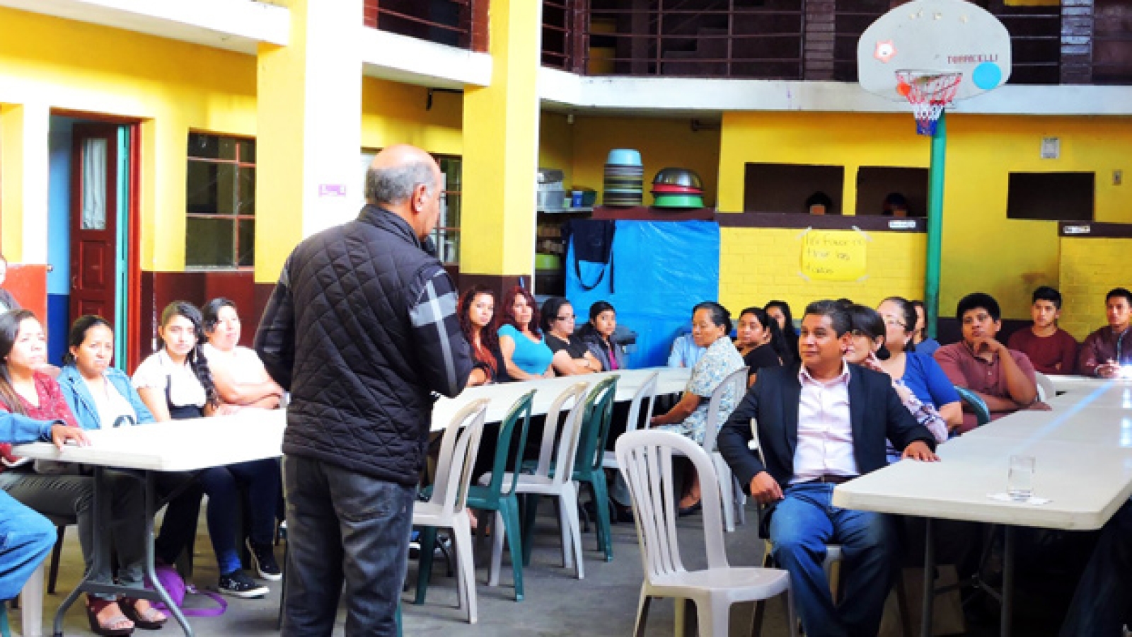 Desayuno-Unidad-de-Dios-con-Nosotros-EN