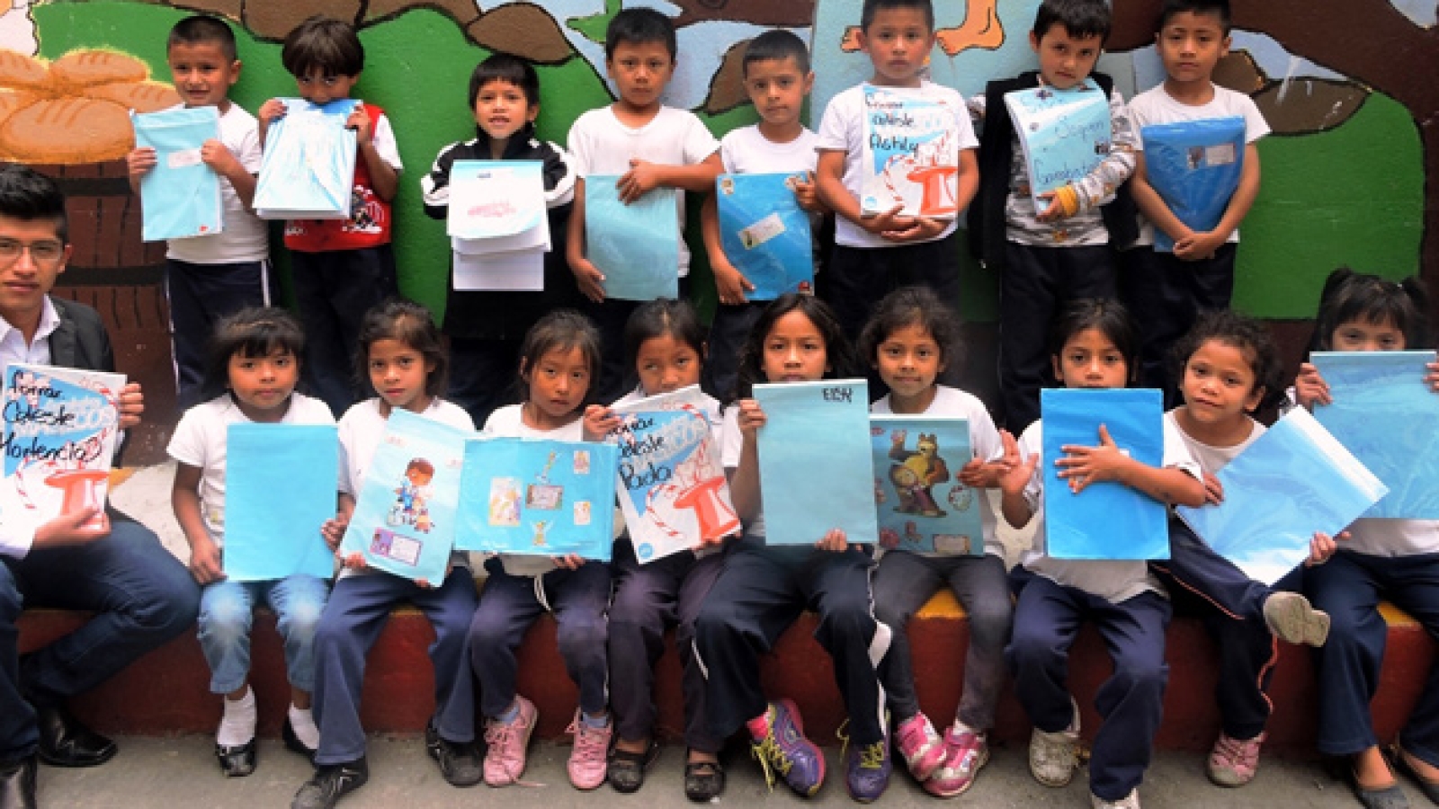 Donacion-de-Libros-de-Texto-por-Hope-Chest-Cover-EN