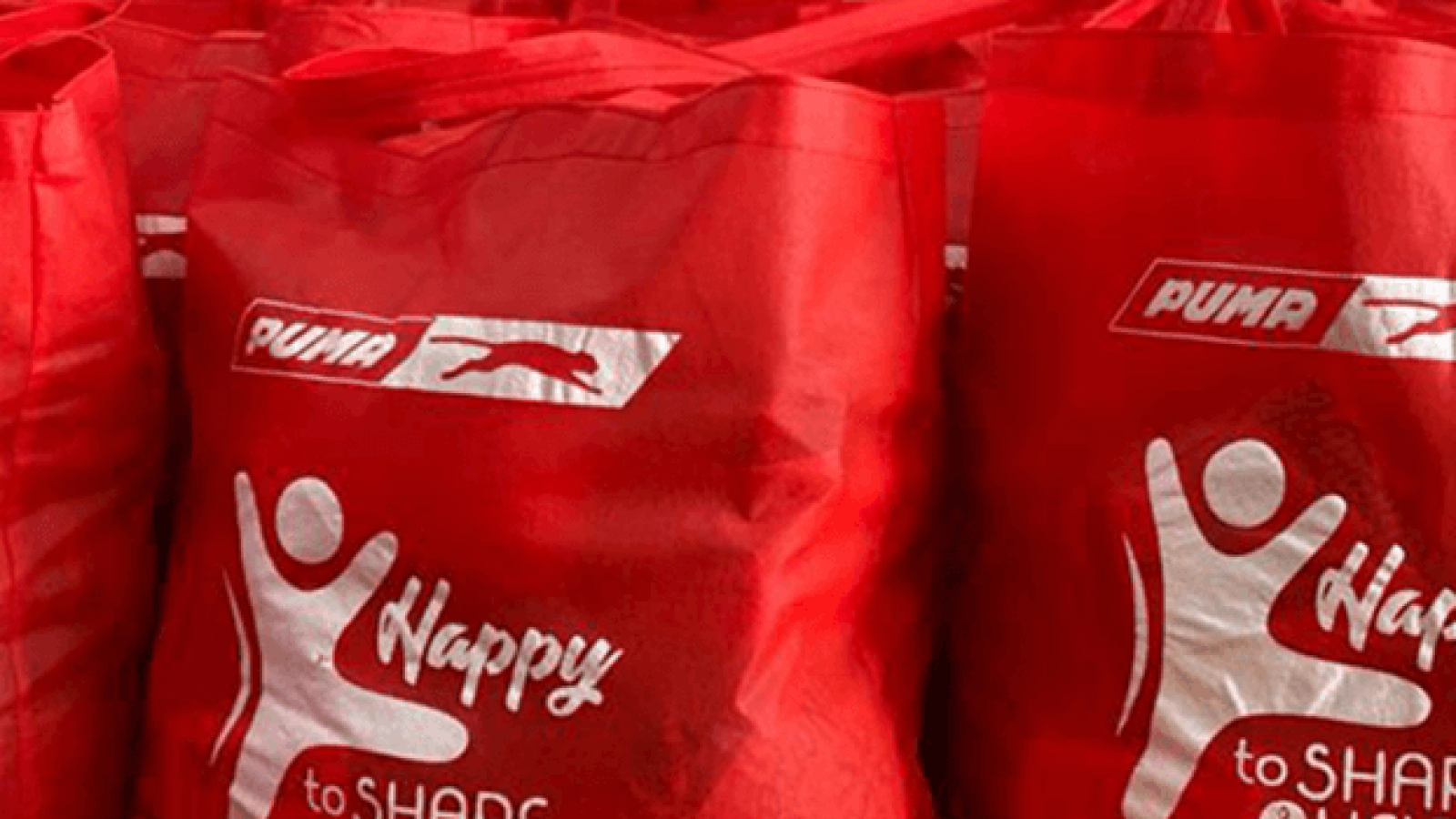 DonacionBolsasViveresPumaEnergy