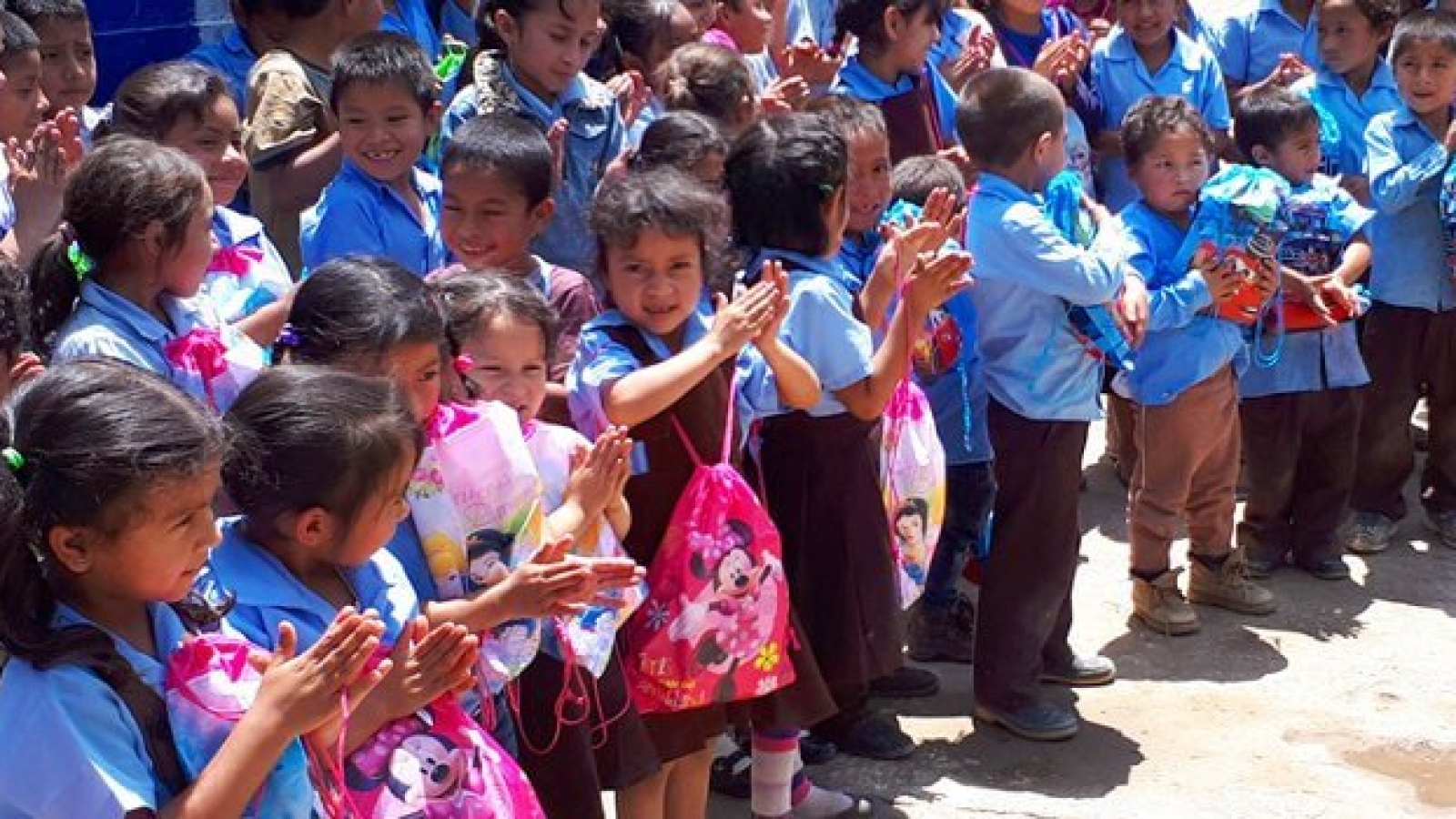 EntregaMochilasPalencia132018