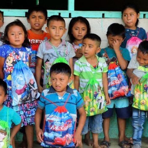 EntregaMochilasBaltimore190318